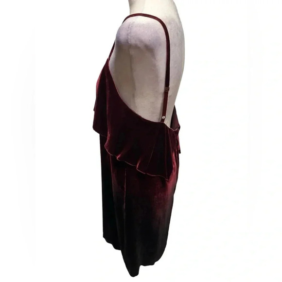 Alice + Olivia Bess Ombre Velvet Sleeveless Slip Dress size 10 - Picture 7 of 14